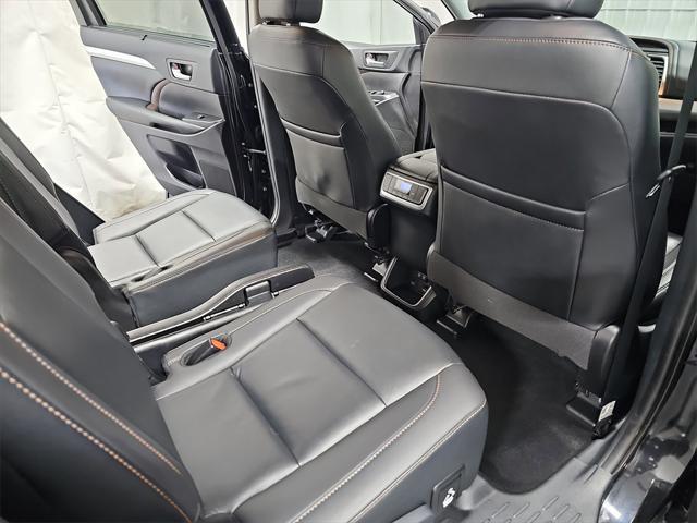 used 2019 Toyota Highlander car, priced at $28,290