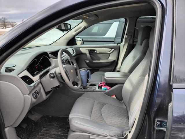 used 2015 Chevrolet Traverse car, priced at $8,000