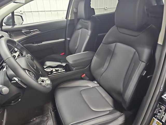new 2025 Kia Sportage Hybrid car, priced at $35,258