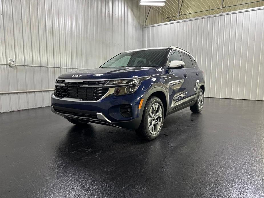 new 2024 Kia Seltos car, priced at $28,311