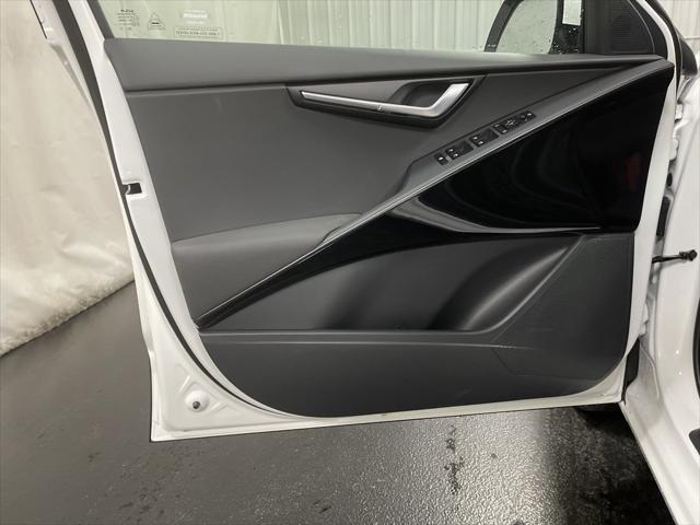 new 2024 Kia Niro car, priced at $31,916