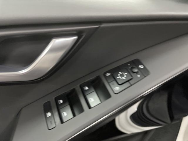 new 2024 Kia Niro car, priced at $31,916