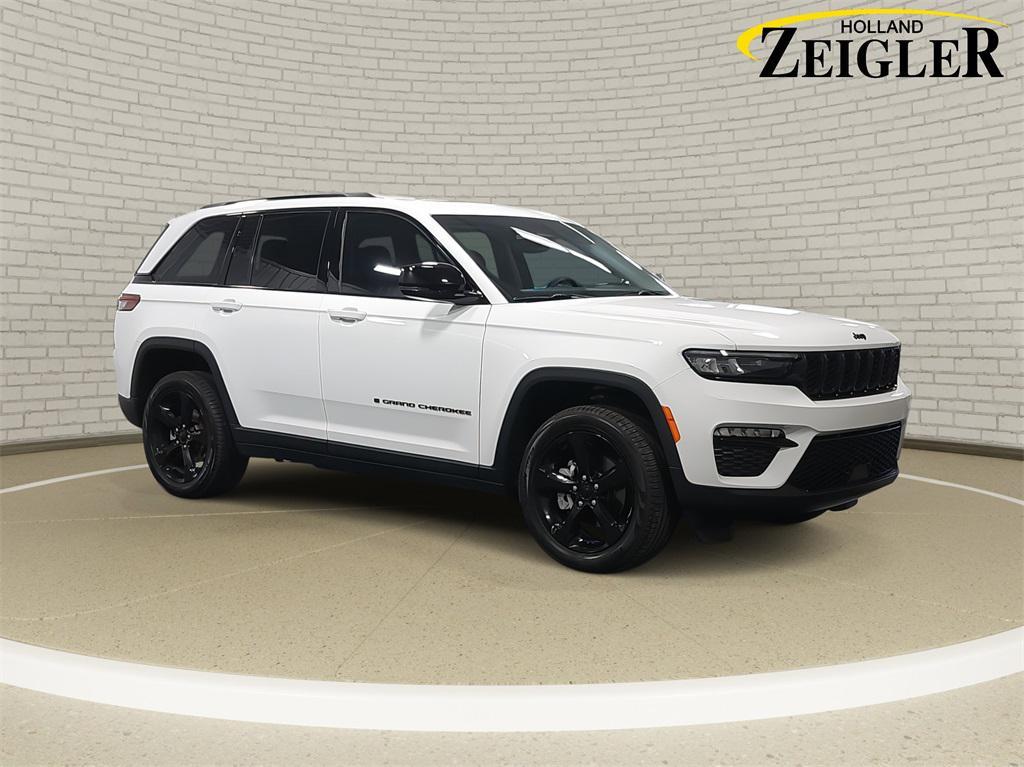 used 2024 Jeep Grand Cherokee car, priced at $40,000