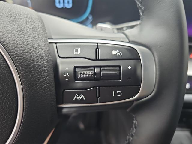 new 2025 Kia Sportage Hybrid car, priced at $33,498