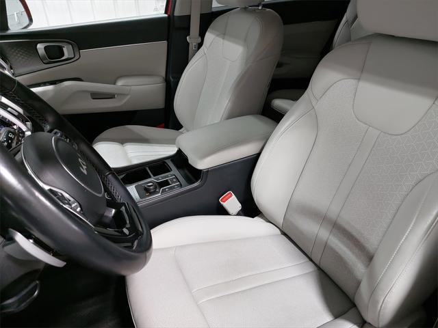 used 2022 Kia Sorento Hybrid car, priced at $28,908