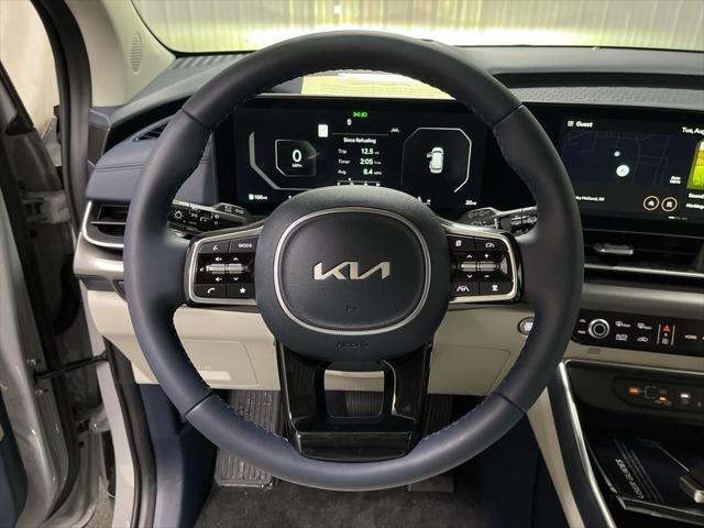 new 2025 Kia Carnival car, priced at $54,540