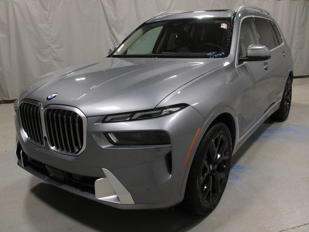 new 2026 BMW X7 car, priced at $91,925
