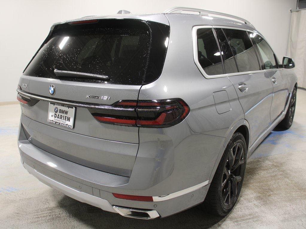 new 2026 BMW X7 car, priced at $91,925