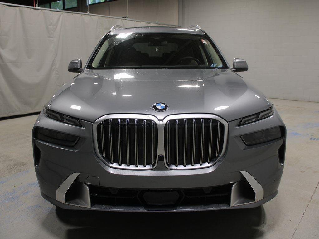 new 2026 BMW X7 car, priced at $91,925