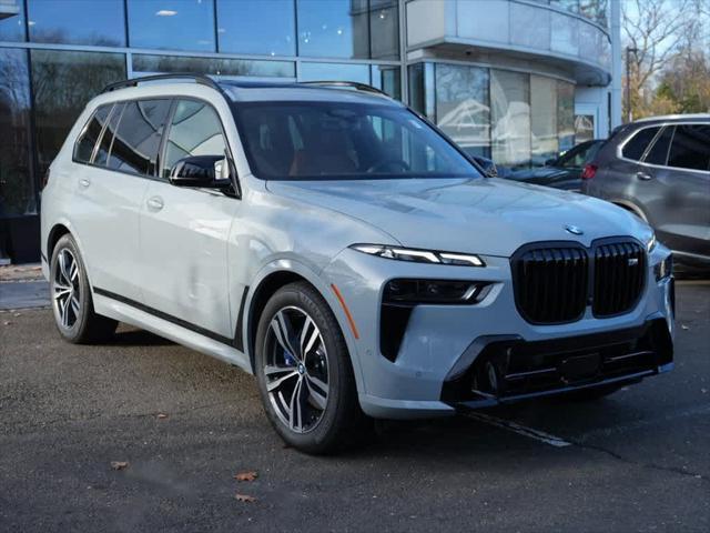 new 2025 BMW X7 car, priced at $126,020