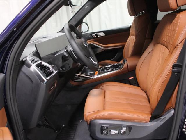new 2026 BMW X7 car, priced at $105,990