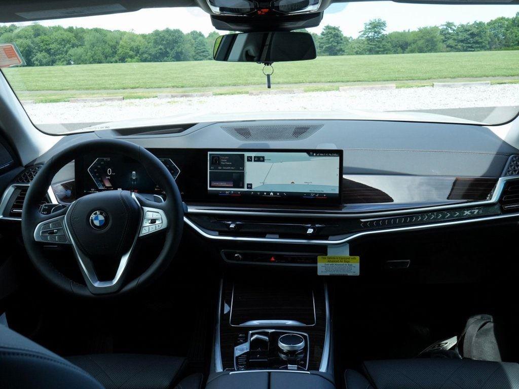 new 2026 BMW X7 car, priced at $92,390