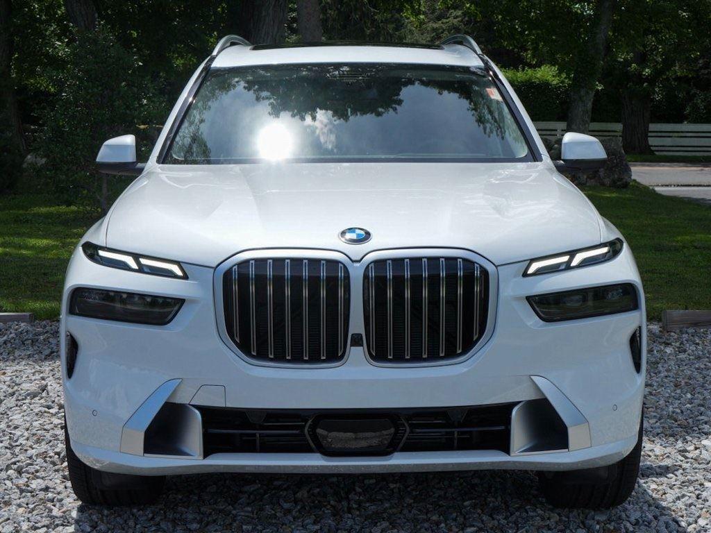 new 2026 BMW X7 car, priced at $92,390