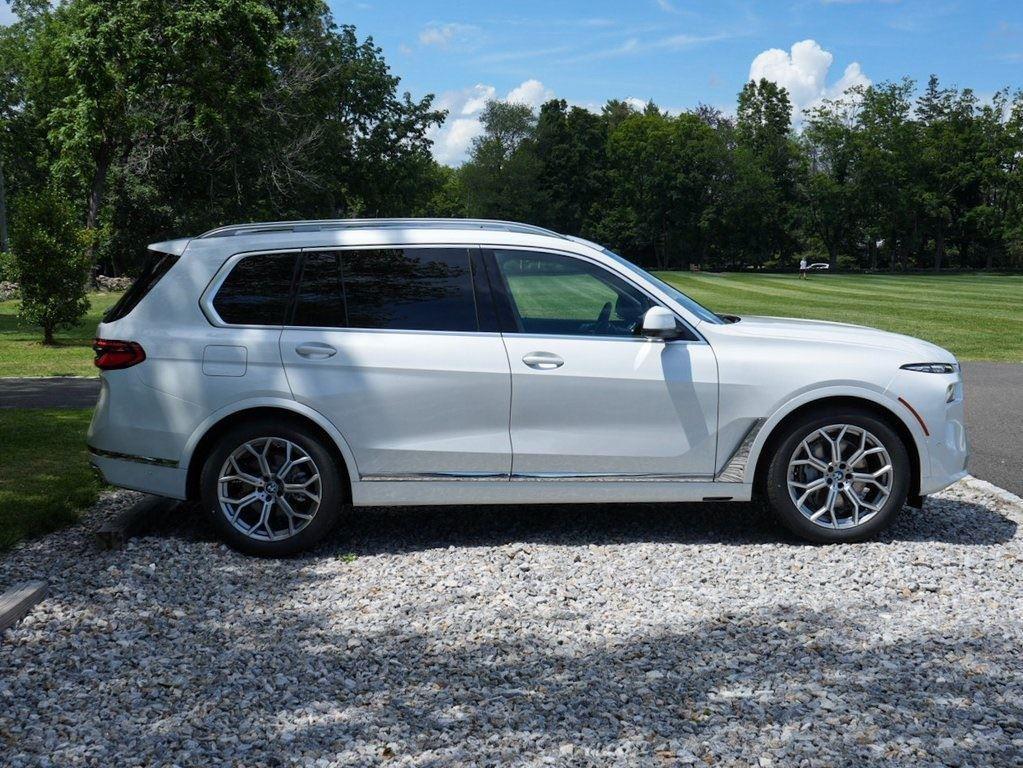 new 2026 BMW X7 car, priced at $92,390