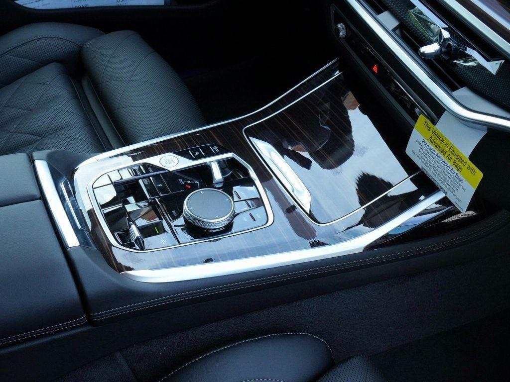 new 2026 BMW X7 car, priced at $92,390