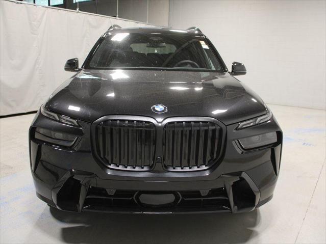 new 2026 BMW X7 car, priced at $100,040