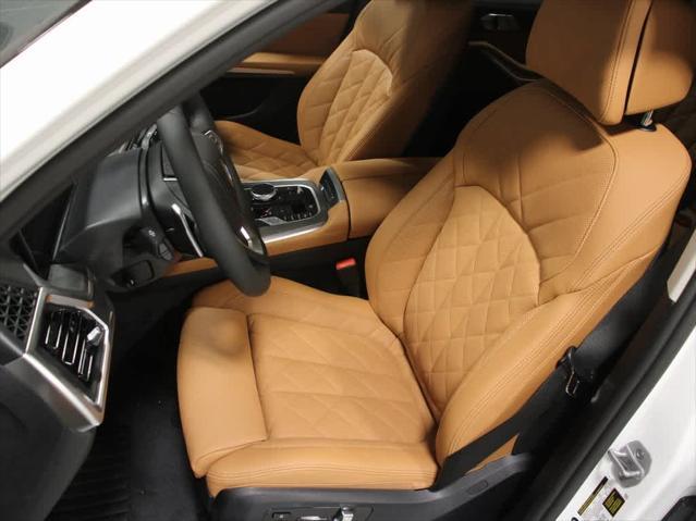 new 2026 BMW X7 car, priced at $92,390