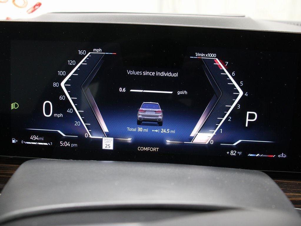 new 2026 BMW X7 car, priced at $95,680