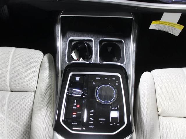 new 2025 BMW 760 car, priced at $126,275