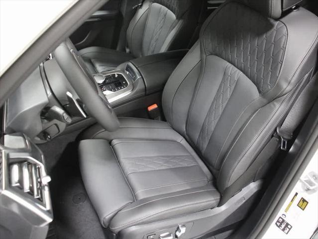new 2026 BMW X7 car, priced at $98,590