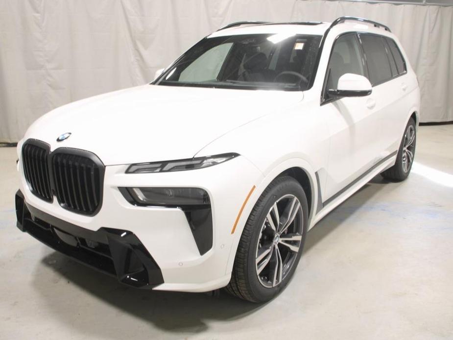 new 2024 BMW X7 car, priced at $95,665
