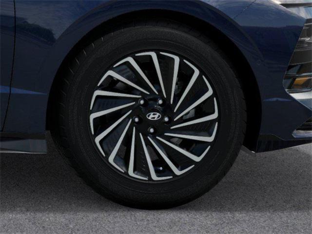 new 2025 Hyundai Sonata Hybrid car, priced at $38,545
