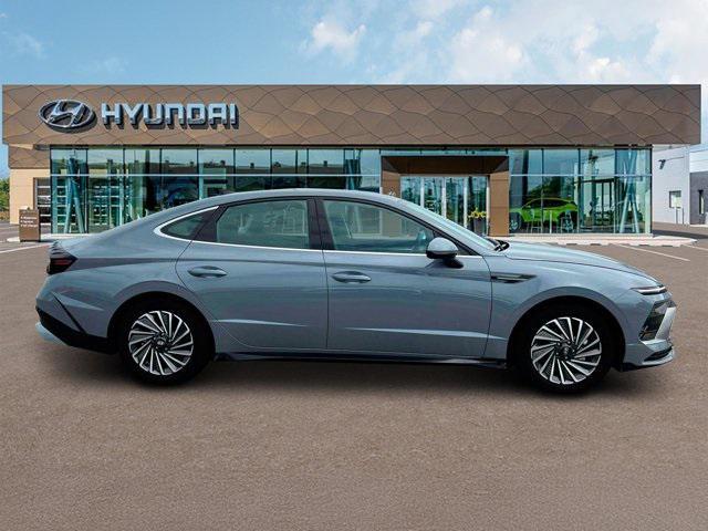 new 2025 Hyundai Sonata Hybrid car, priced at $29,988