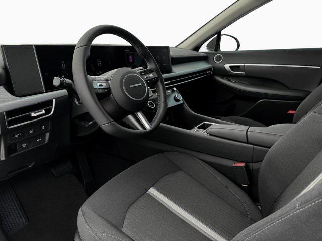 new 2025 Hyundai Sonata Hybrid car, priced at $29,988