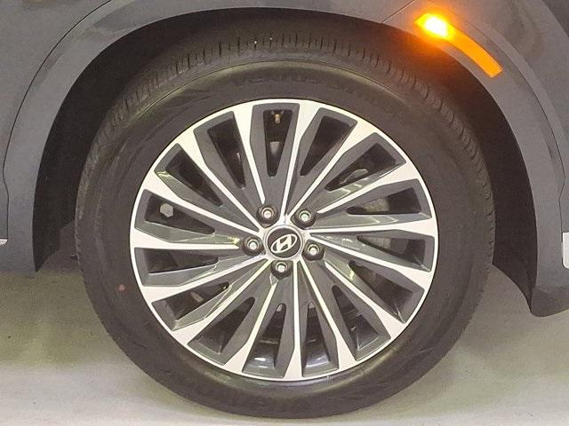 used 2024 Hyundai Palisade car, priced at $42,700