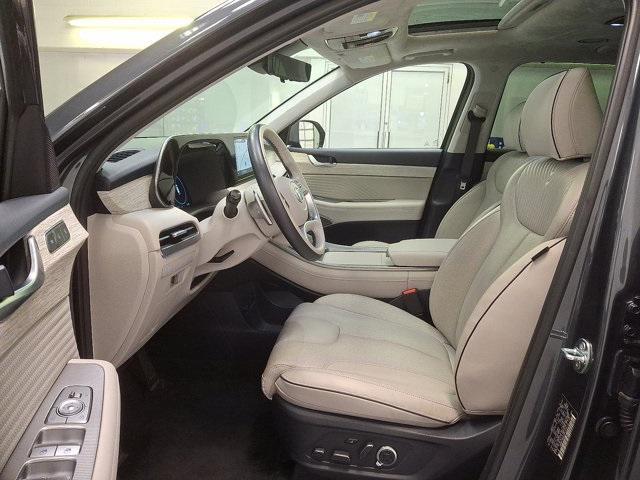 used 2024 Hyundai Palisade car, priced at $42,700