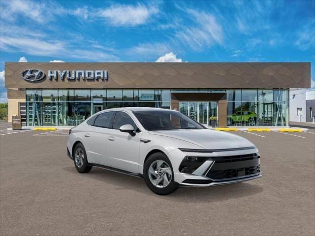 new 2025 Hyundai Sonata car, priced at $28,060