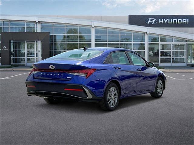 new 2025 Hyundai Elantra HEV car, priced at $26,825