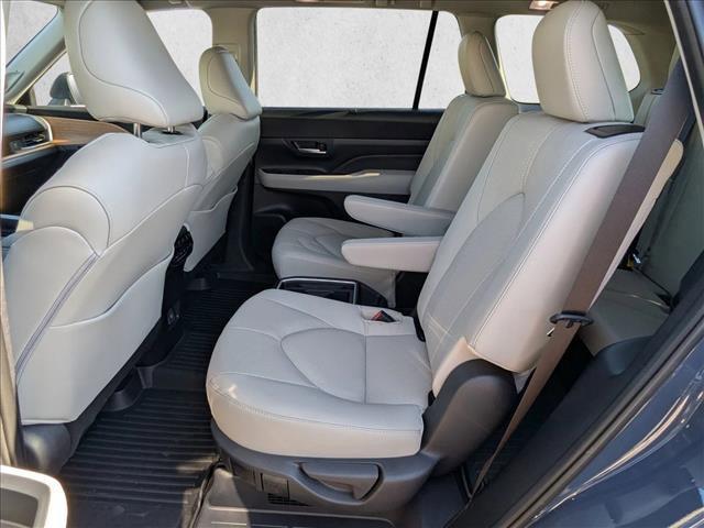 used 2025 Toyota Grand Highlander car, priced at $55,884