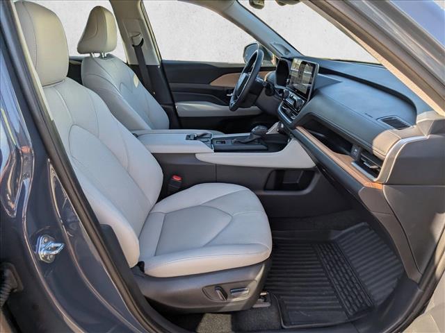 used 2025 Toyota Grand Highlander car, priced at $55,884