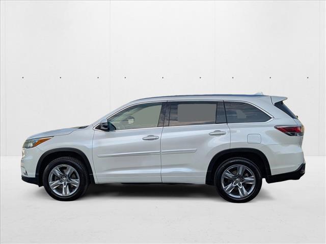 used 2014 Toyota Highlander car, priced at $15,406