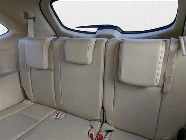 used 2014 Toyota Highlander car, priced at $15,406
