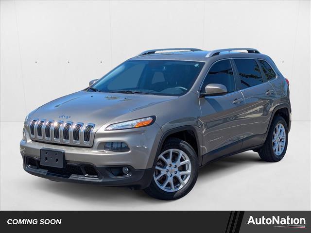 used 2018 Jeep Cherokee car, priced at $15,495