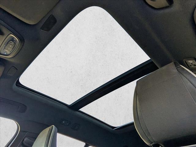 used 2020 Volvo XC40 car, priced at $21,989