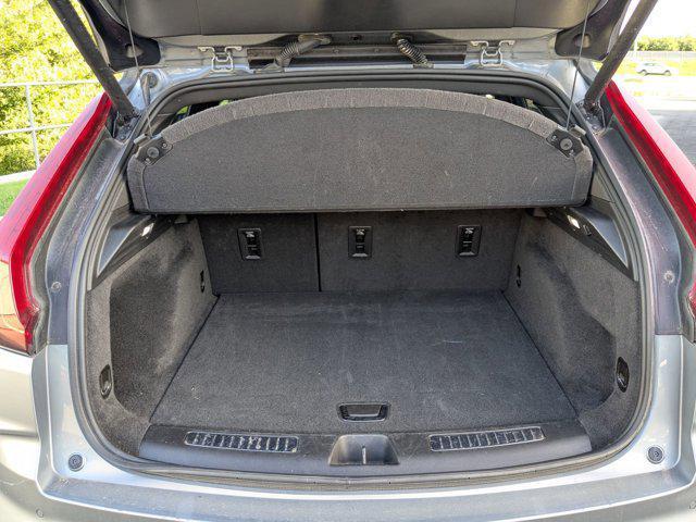 used 2024 Cadillac XT4 car, priced at $32,497