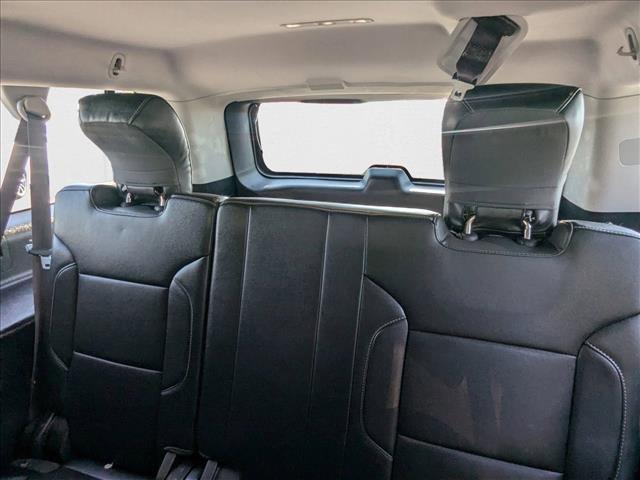 used 2017 GMC Yukon XL car, priced at $18,990