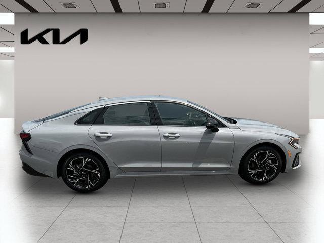 new 2025 Kia K5 car, priced at $31,425