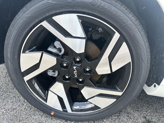 new 2025 Kia Soul car, priced at $25,705