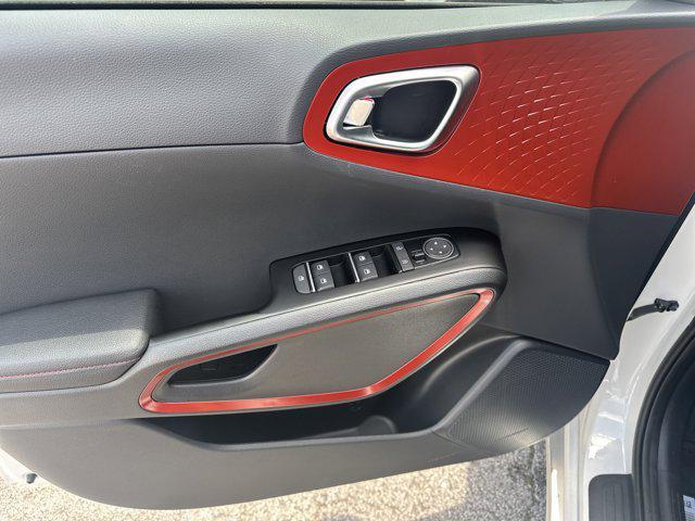 new 2025 Kia Soul car, priced at $25,705