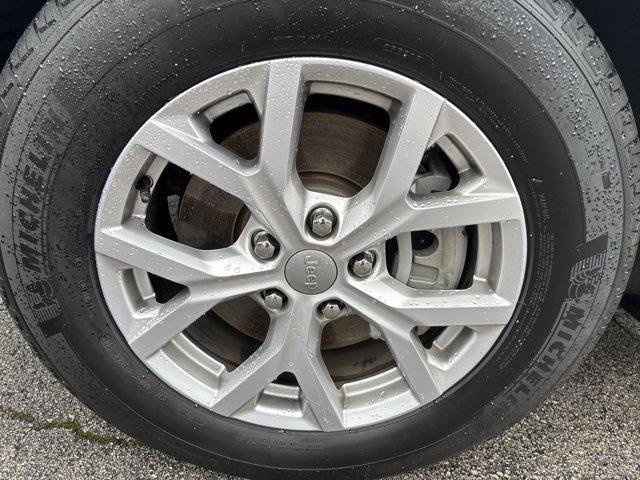 used 2022 Jeep Grand Cherokee L car, priced at $31,995