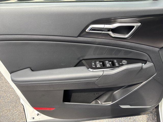 new 2025 Kia Sportage Hybrid car, priced at $33,935
