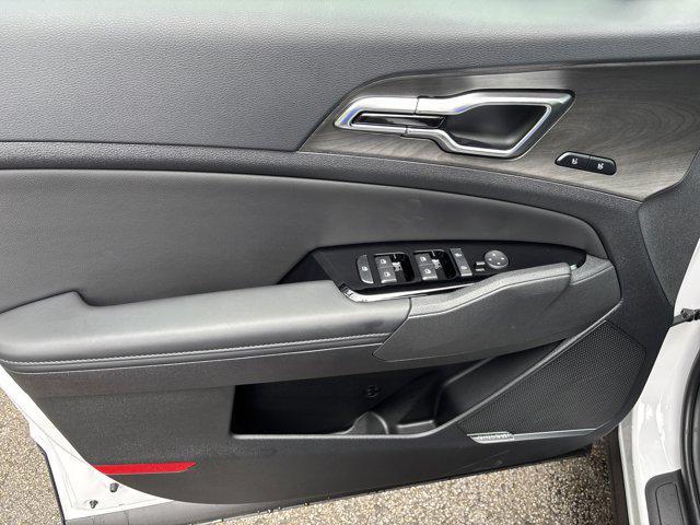 new 2025 Kia Sportage car, priced at $38,875