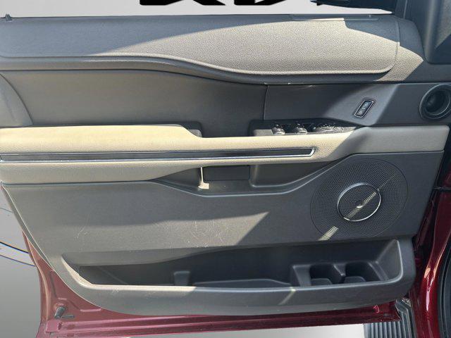 used 2018 Ford Expedition car, priced at $21,995