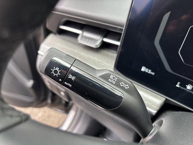 new 2025 Kia K5 car, priced at $35,180