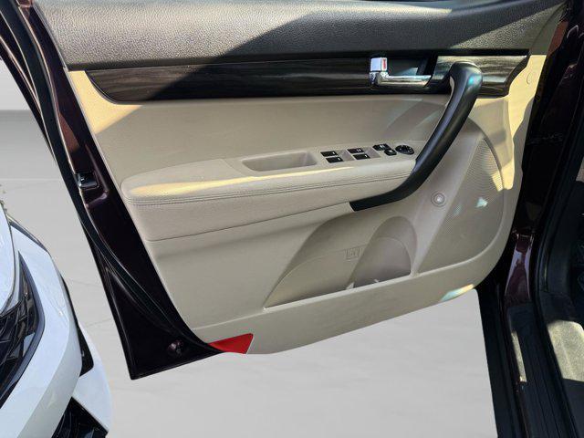 used 2011 Kia Sorento car, priced at $6,795