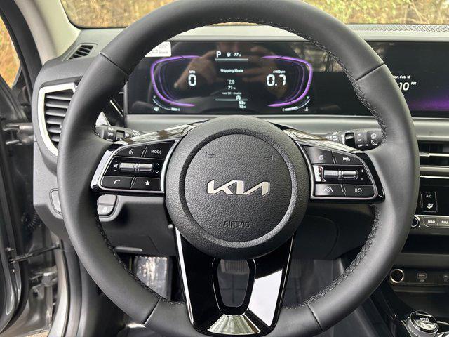 new 2025 Kia Seltos car, priced at $27,780